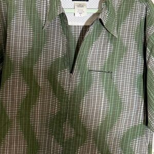 Patagonia Men's Casual Shirt in Green and Gray